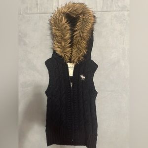 Abercrombie Kids Knit Vest Sz M